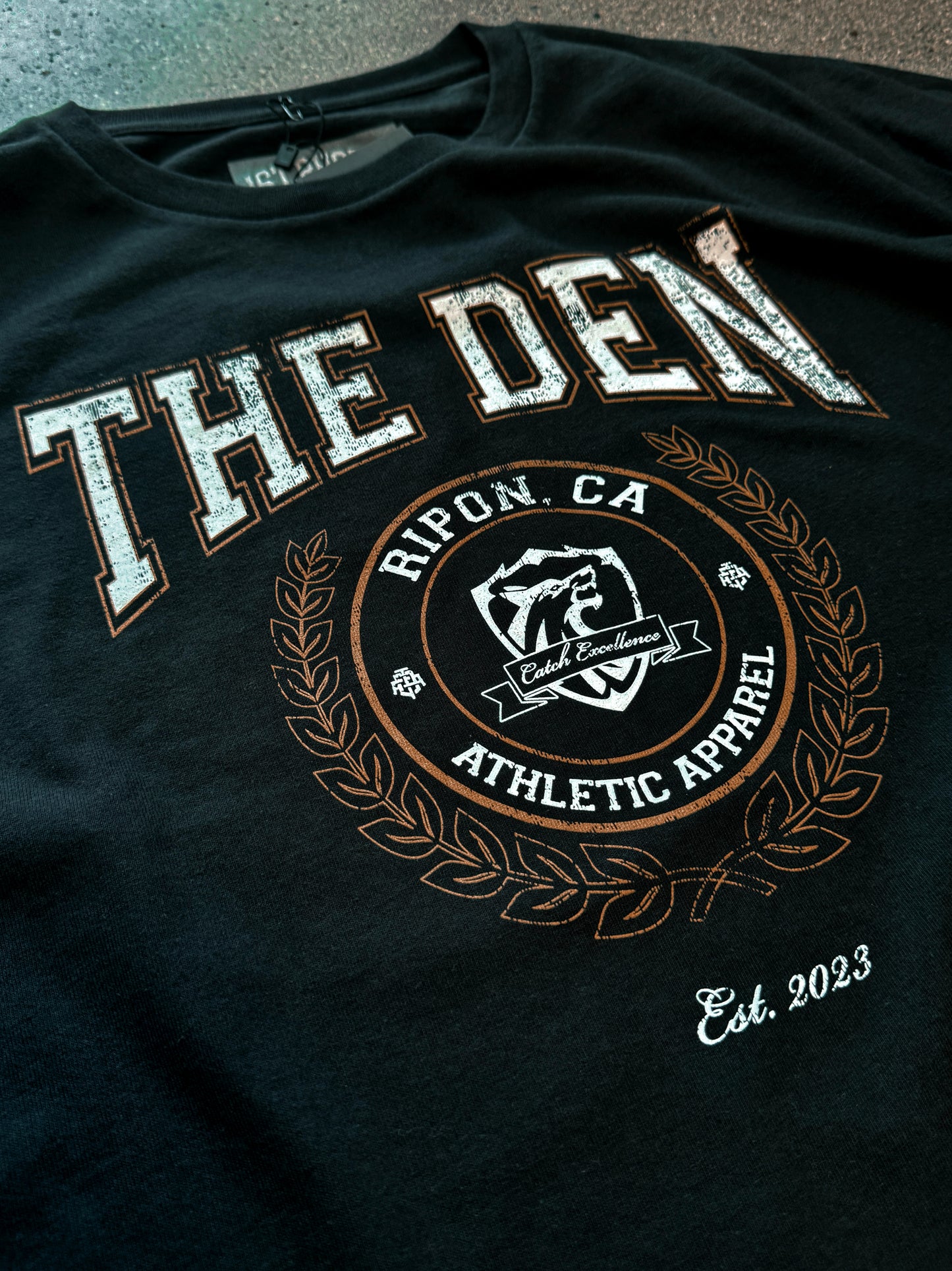 Heritage Tee
